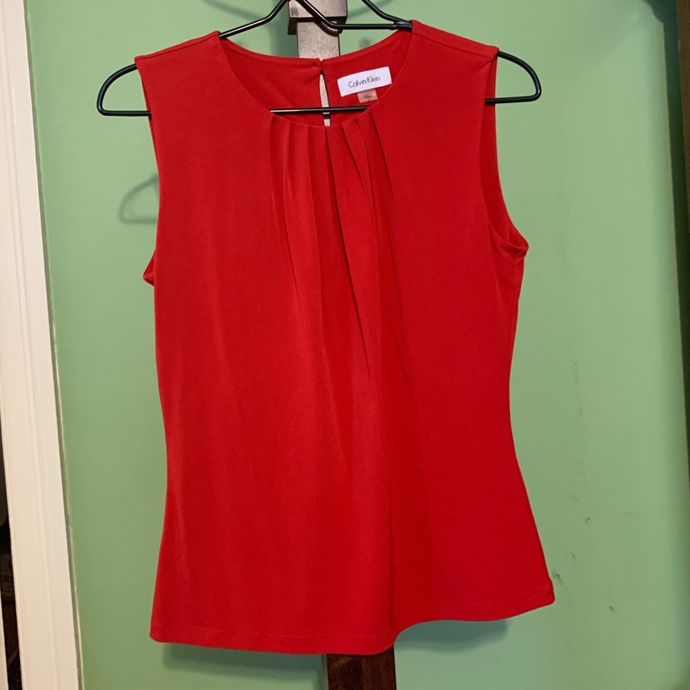 Red Calvin Klein top size Small